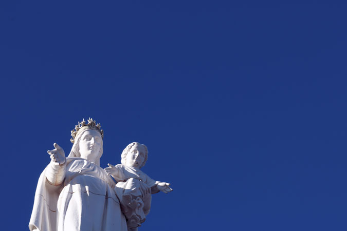 MOTHER MARY STATUE